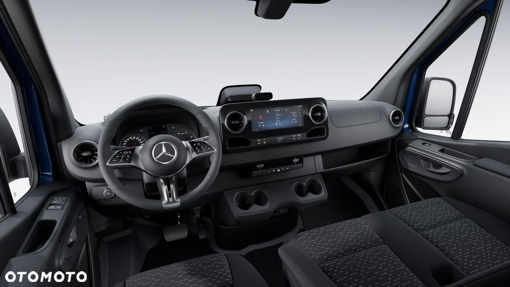 Mercedes-Benz Sprinter - 4