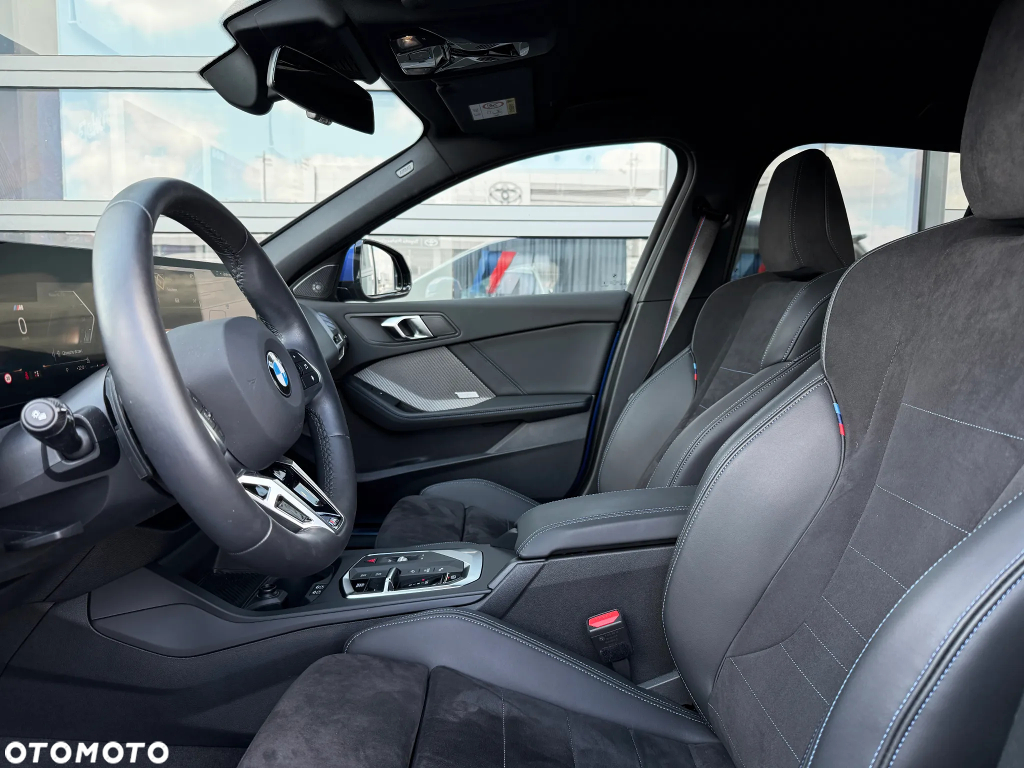BMW Seria 1 120 mHEV - 26