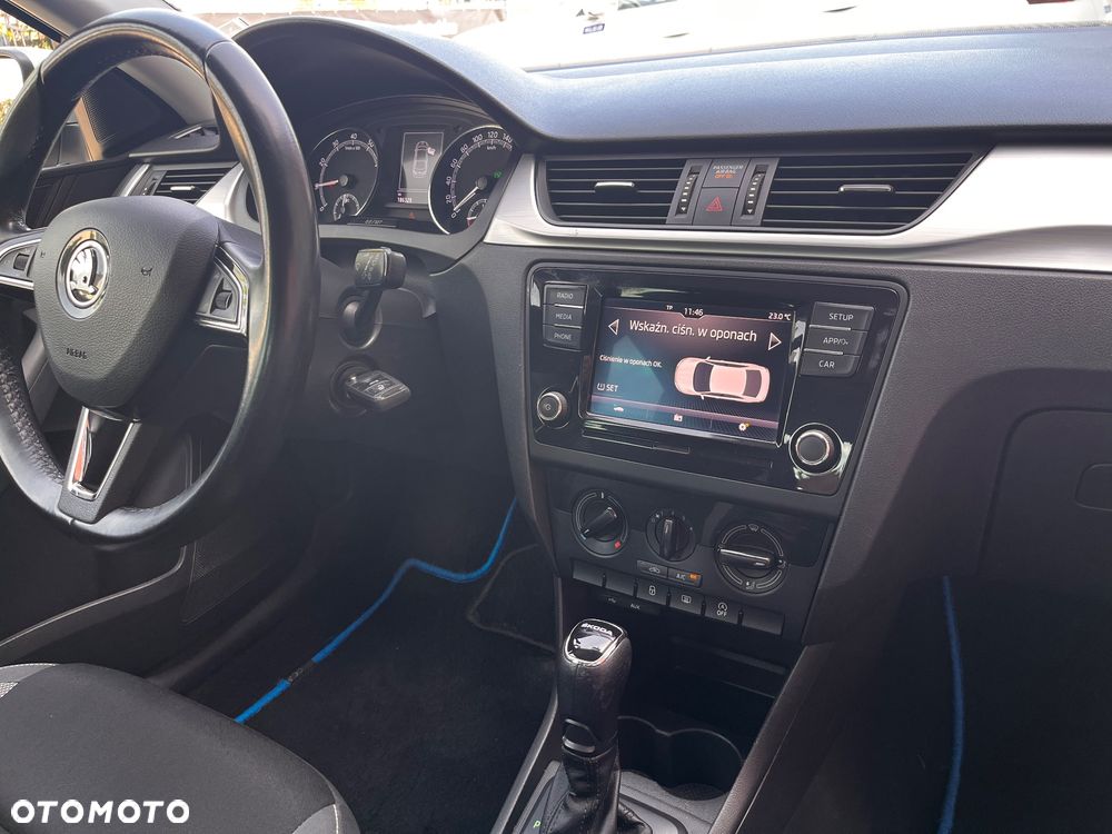Skoda RAPID 1.0 TSI Drive DSG - 34