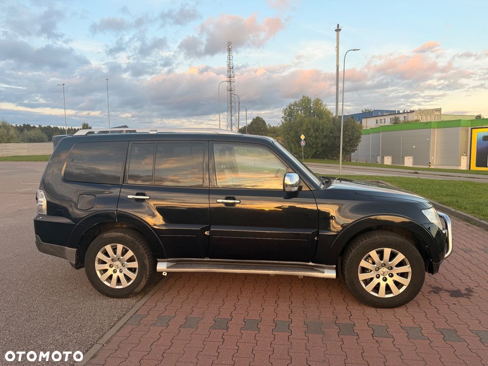 Mitsubishi Pajero 3.2 DID Instyle - 6