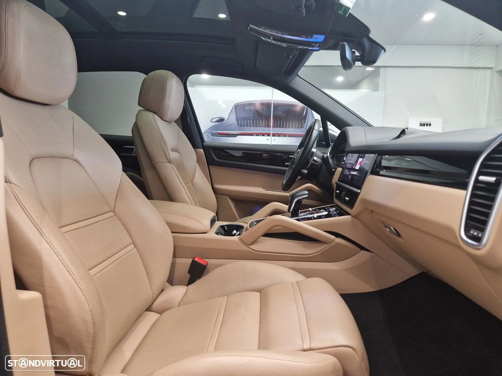 Porsche Cayenne E-Hybrid - 31