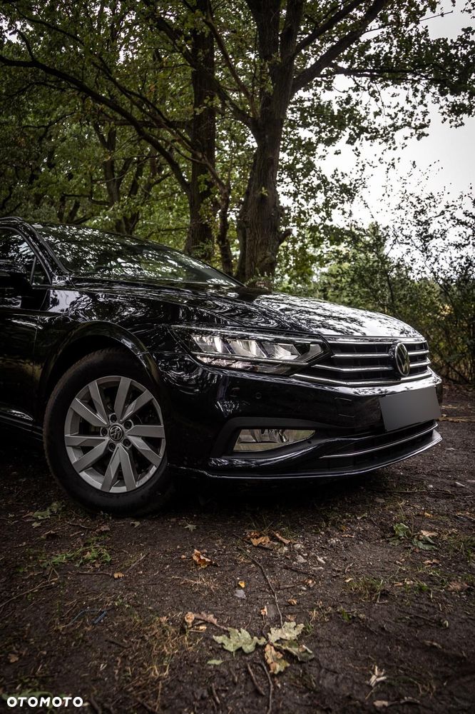 Volkswagen Passat Variant 2.0 TDI SCR DSG Elegance - 2