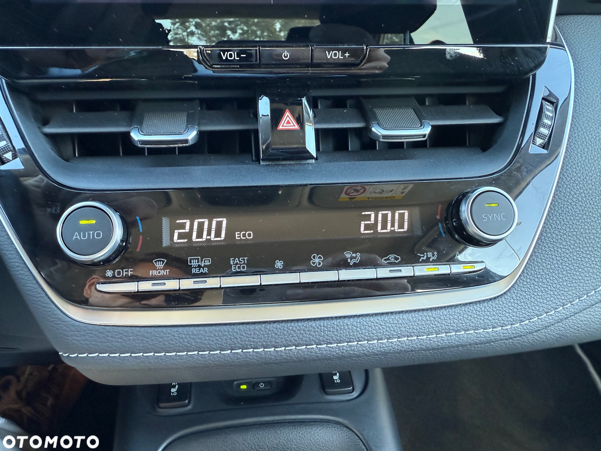Toyota Corolla 1.8 Hybrid Comfort - 19