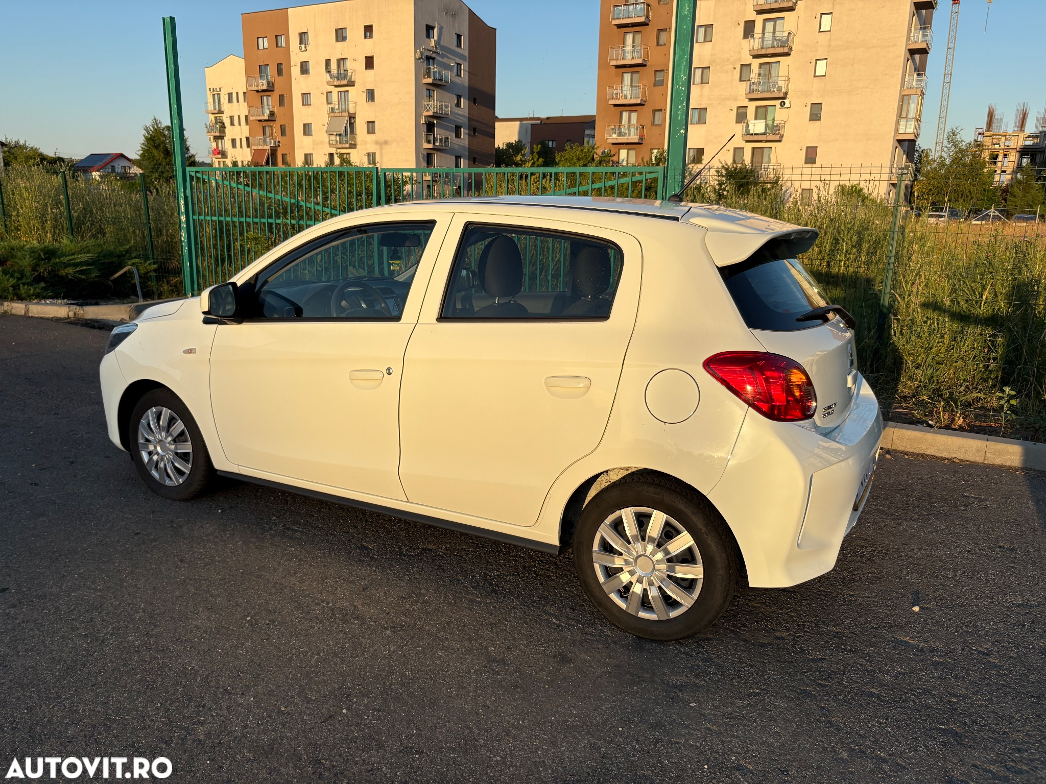 Mitsubishi Space Star AS&G 1.2 Top - 32