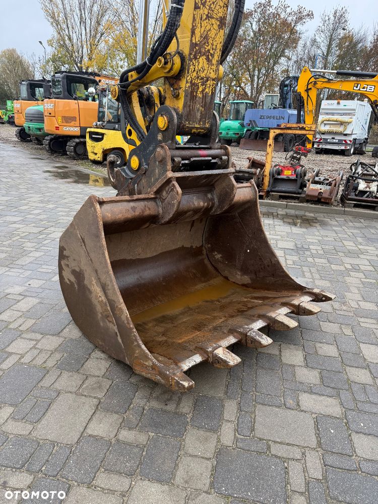 Komatsu PW180-10 - 9