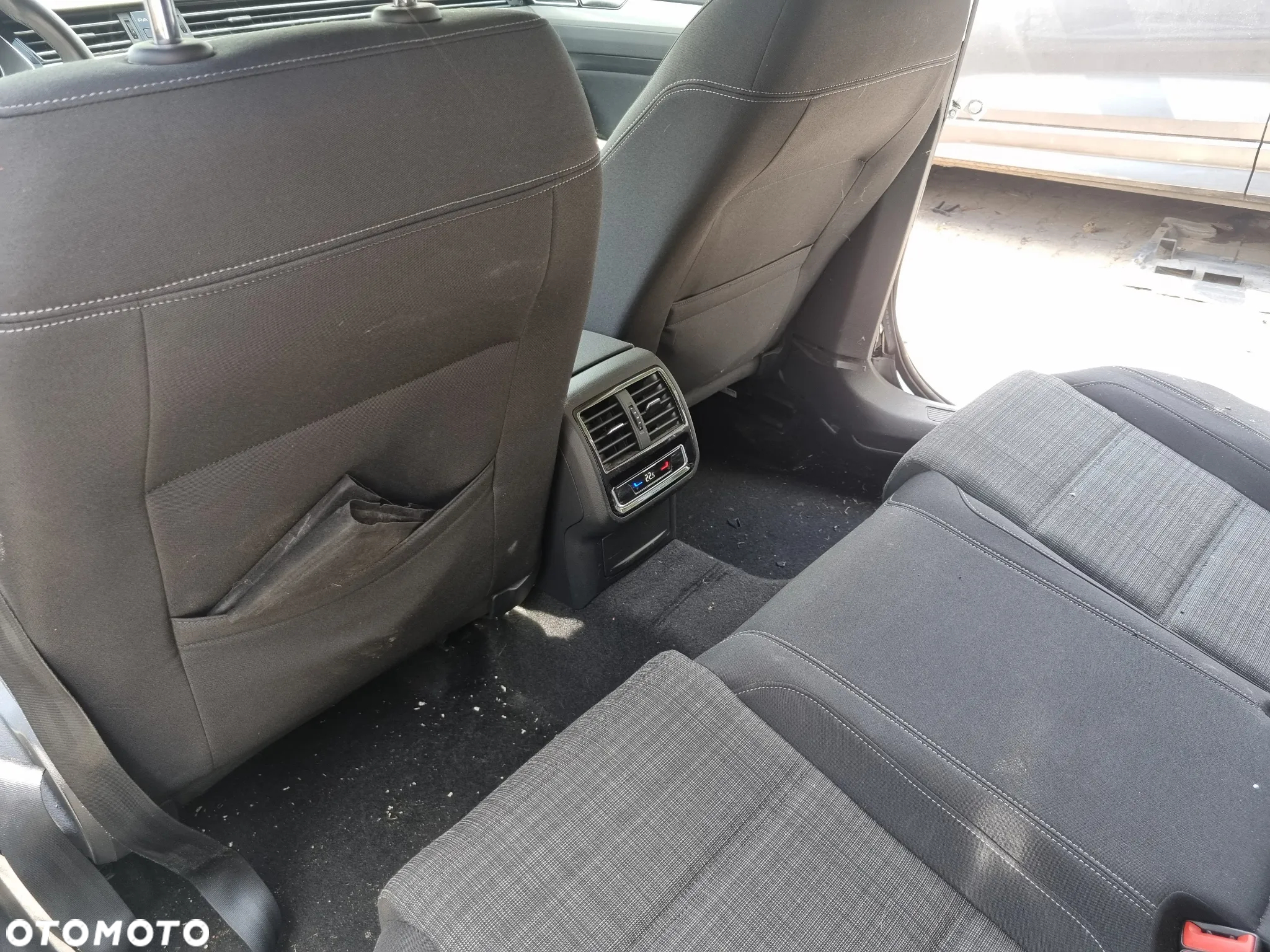 Volkswagen Passat Variant 2.0 TDI DSG (BlueMotion Technology) Highline - 8