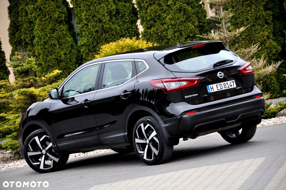 Nissan Qashqai 1.3 DIG-T SHIRO - 23