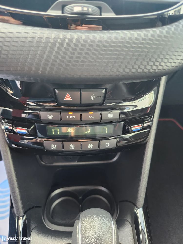 Peugeot 2008 PureTech 110 Stop&Start EAT6 GT-Line Edition - 20