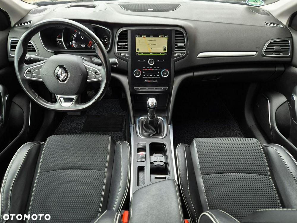 Renault Megane TCe 140 GPF EQUILIBRE - 17