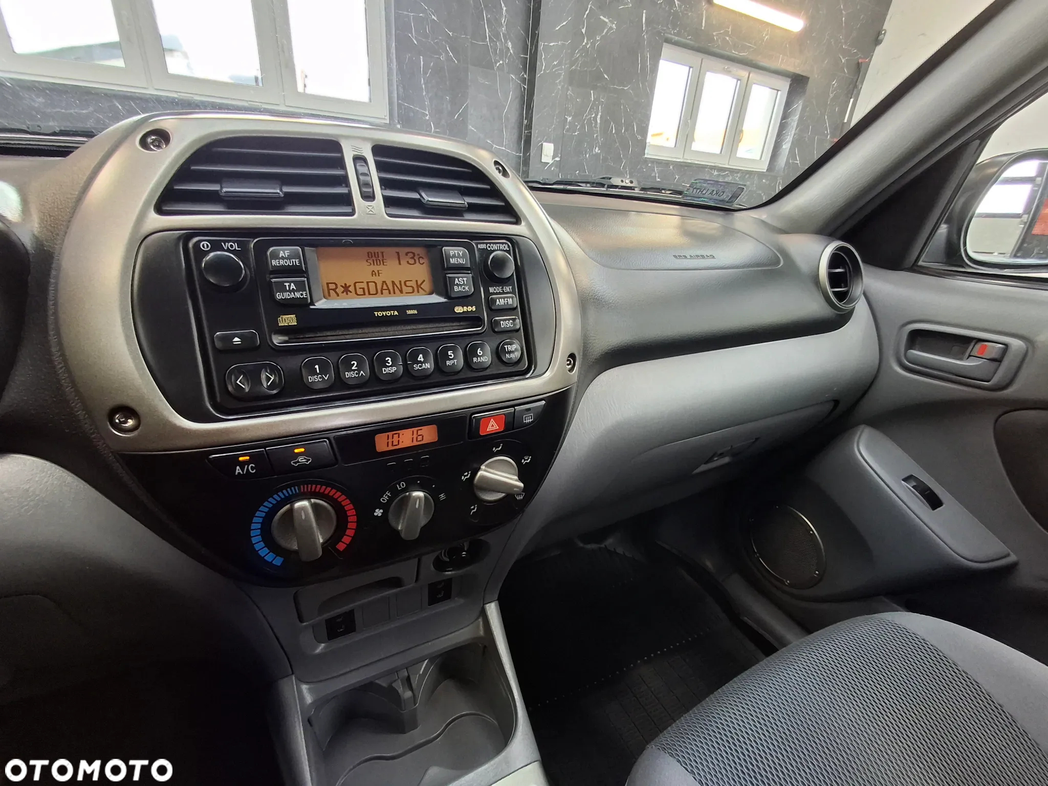 Toyota RAV4 2.0 D-4D 4x4 - 16