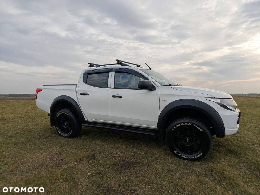 Mitsubishi L200 2.4 d DC Invite EU6 - 3