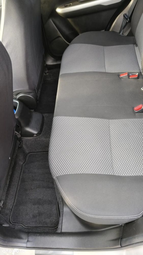 Suzuki Vitara 1.6 (4x2) Comfort - 12