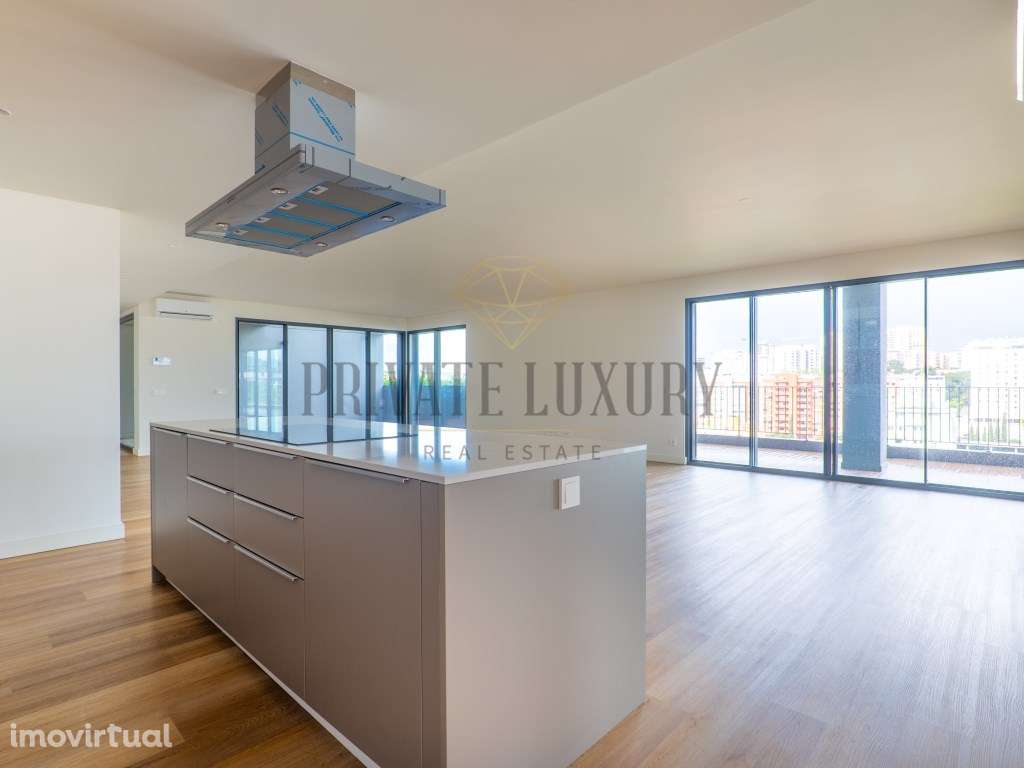 Penthouse T4 com Piscina no Rooftop Partilhado - Grande imagem: 3/37