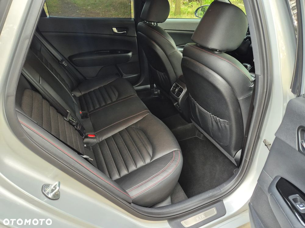 Kia Optima Sportswagon 1.7 CRDI DCT GT Line - 34