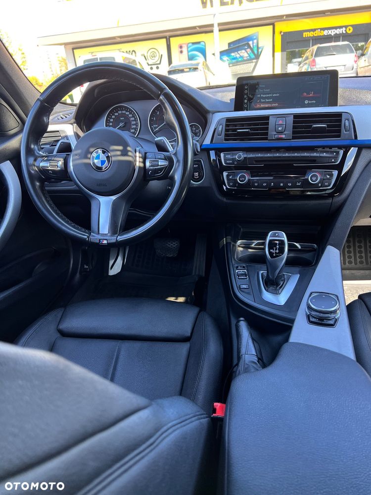 BMW Seria 3 320i Edition M Sport Shadow - 7