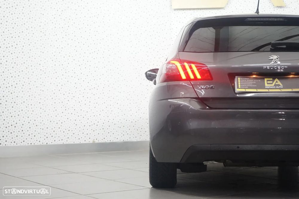 Peugeot 308 SW 1.2 PureTech Business Line - 7