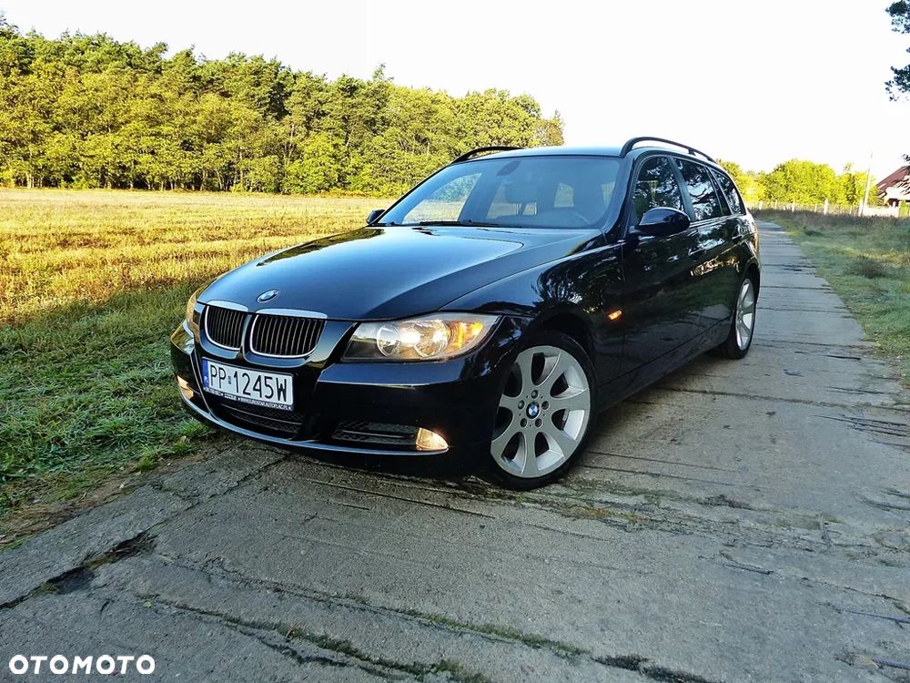 BMW Seria 3 320i Edition Exclusive - 40