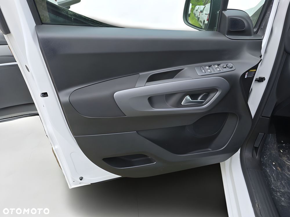 Fiat Doblo 1.2 PureTech S&S - 9