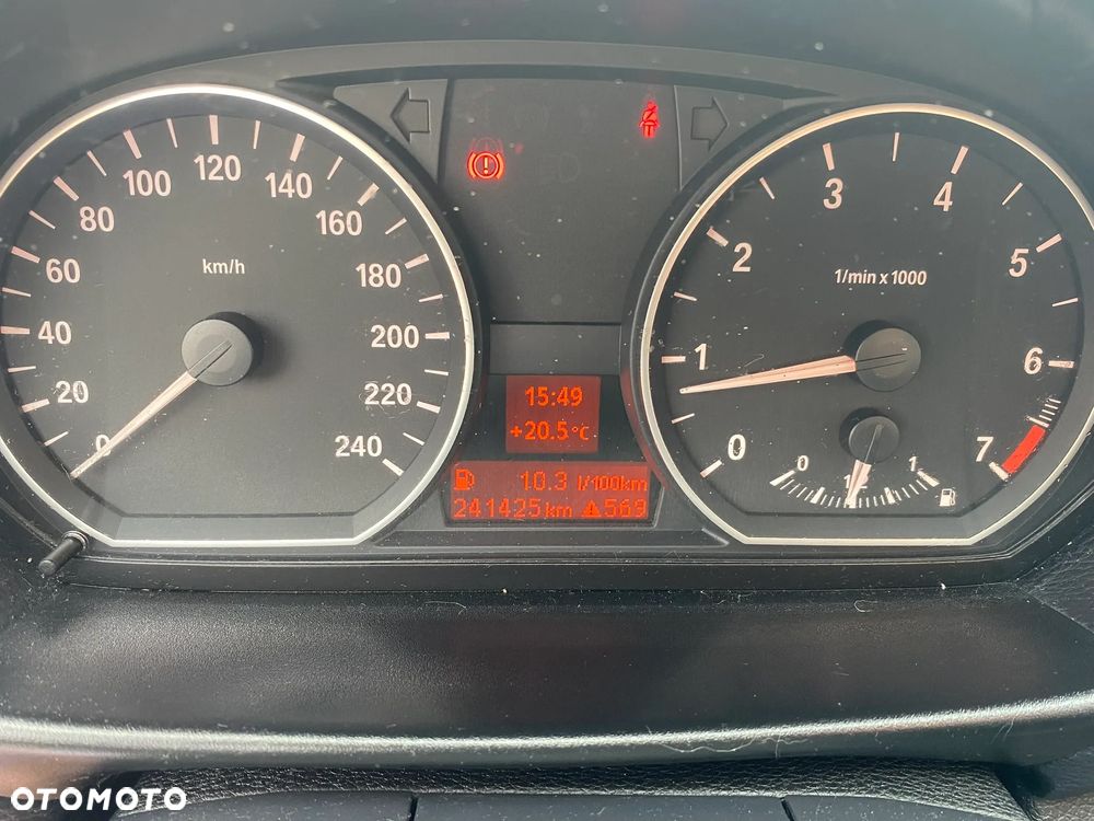 BMW Seria 1 116i - 12