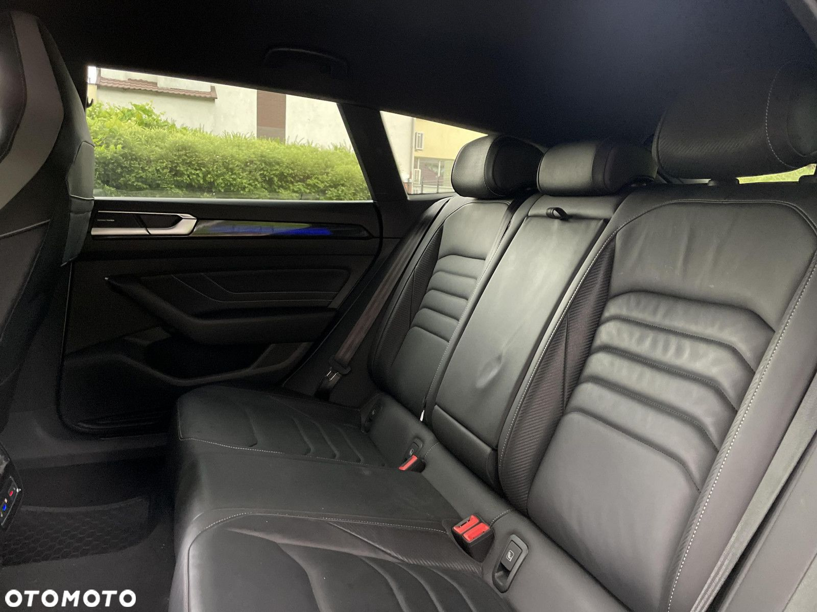 Volkswagen Arteon 2.0 TDI 4Motion R-Line DSG - 18