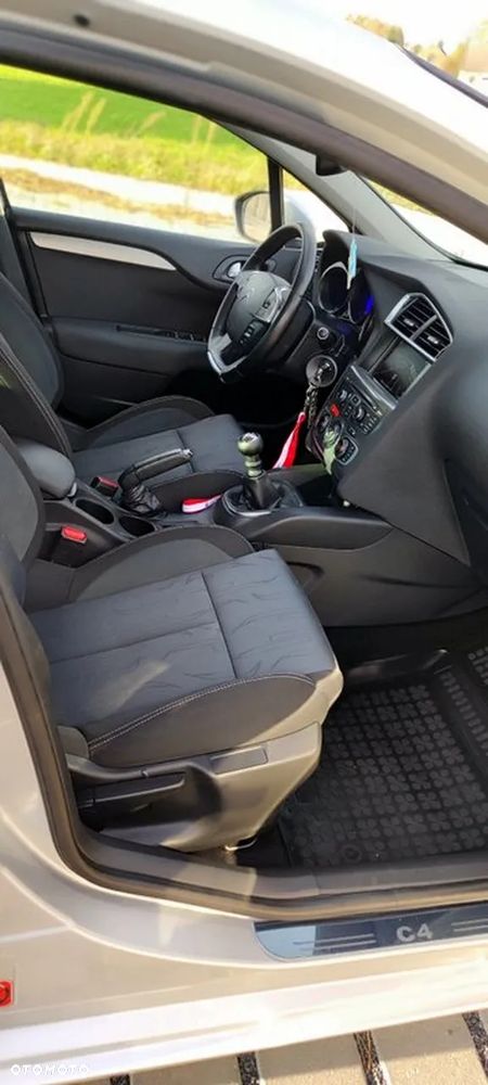 Citroën C4 1.6 HDi Equilibre Pack Navi - 16