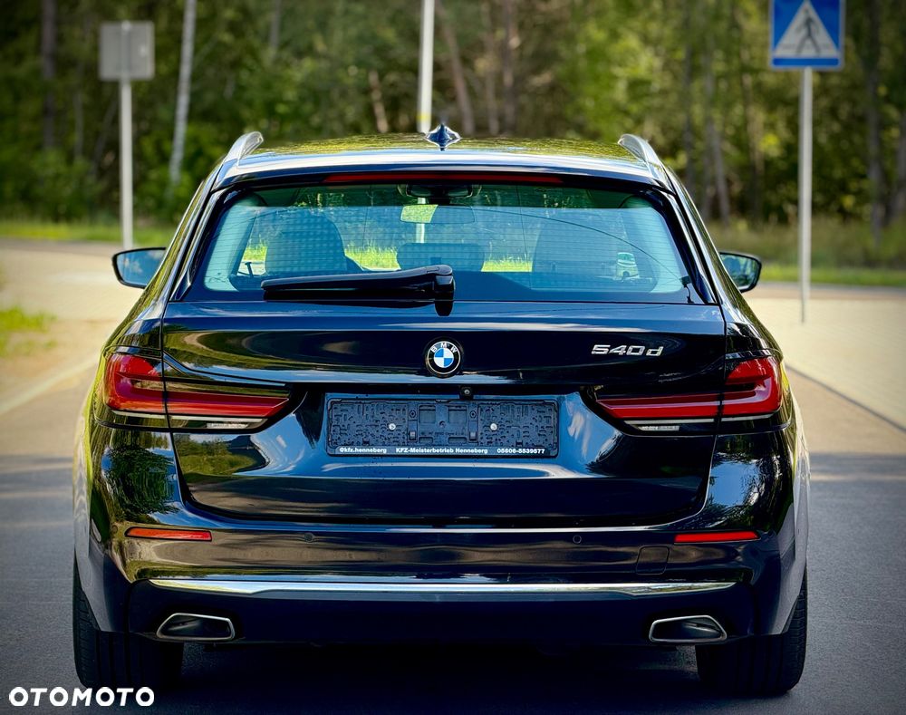 BMW Seria 5 540d xDrive mHEV Luxury Line - 12