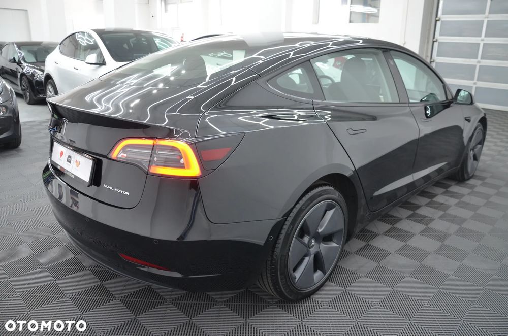 Tesla Model 3 Langstreckenbatterie Allradantrieb Dual Motor - 8