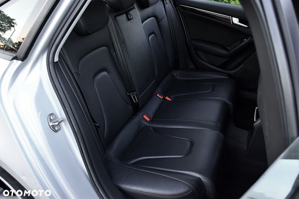 Audi A4 Limousine 1.8 TFSI quattro Attraction - 7