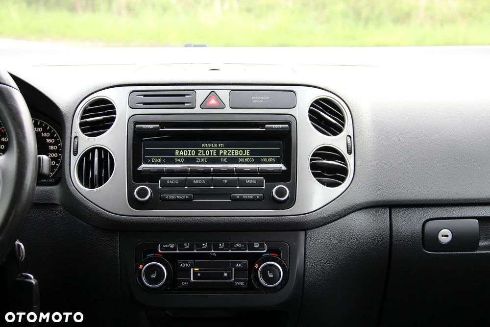 Volkswagen Golf Plus 1.6 TDI DPF DSG MATCH - 23