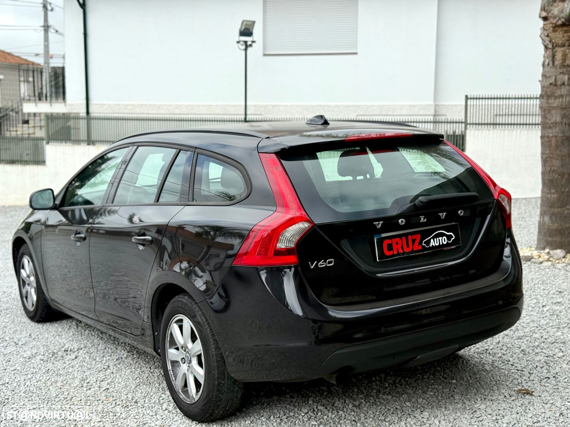 Volvo V60 1.6 D2 Drive Kinetic Start/Stop - 13
