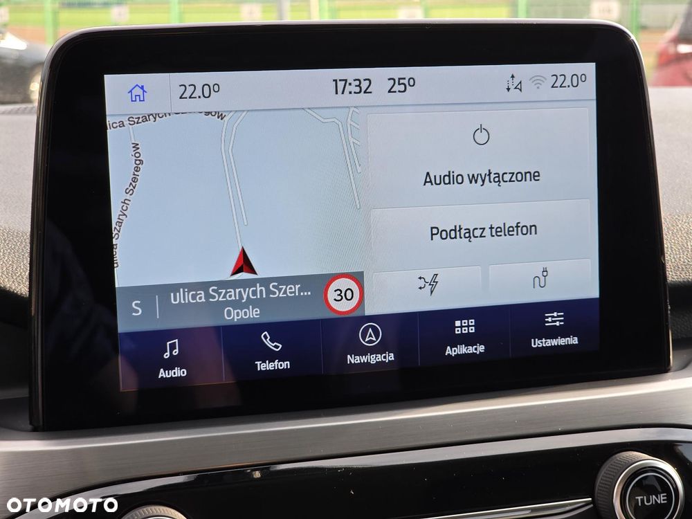 Ford Kuga 2.5P PHEV FWD Titanium X - 24