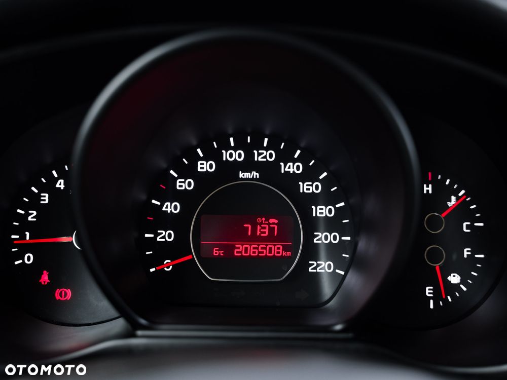 Kia Soul 1.6 CRDI Dream Team Edition - 23