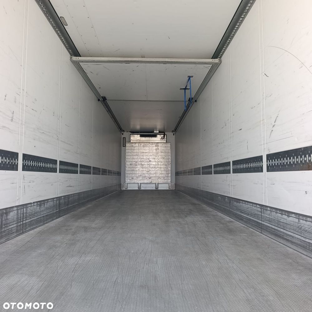 Schmitz Cargobull Chłodnia Schmitz 2 Temperatury Multitemperatura LDS Amazon 2020 r. z Carrier Vector HE 19 - 8