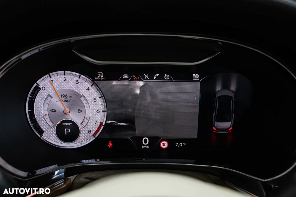 Bentley Flying Spur Mulliner - 25