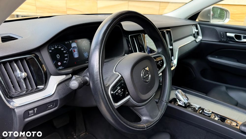 Volvo V60 B3 B DKG Inscription - 17