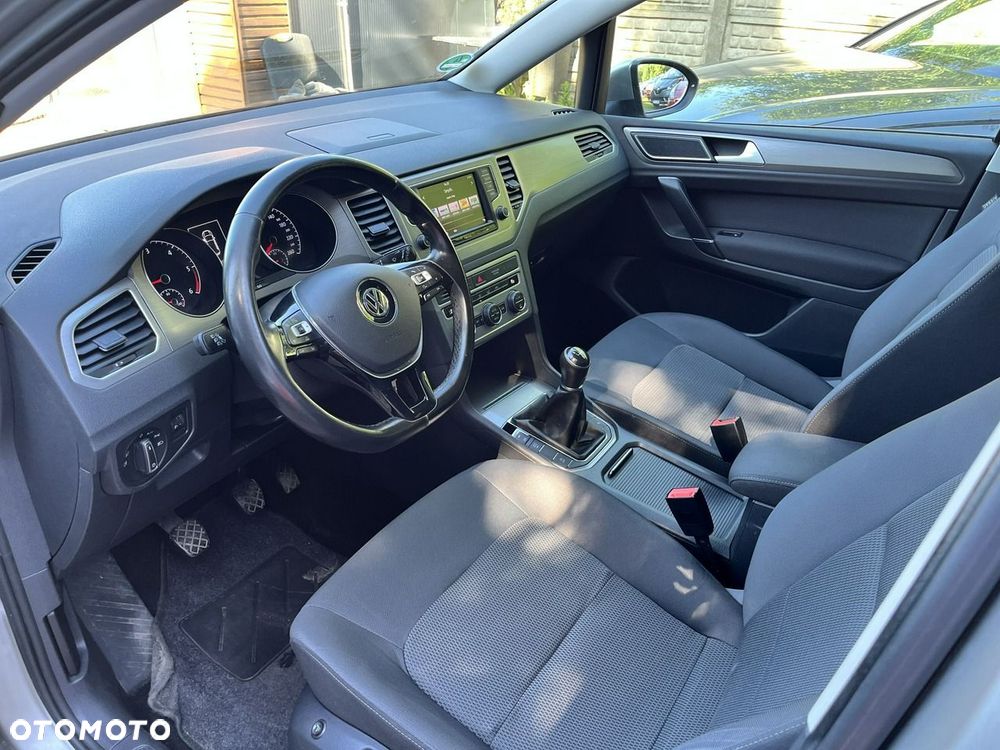 Volkswagen Golf Sportsvan - 21