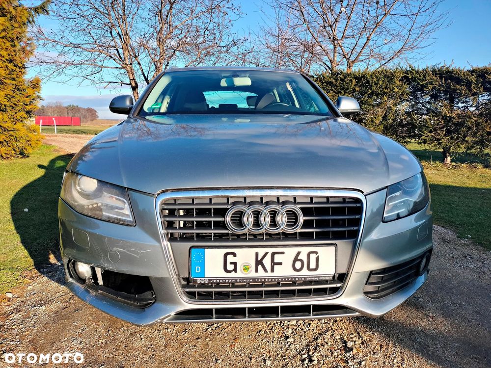 Audi A4 Avant - 10