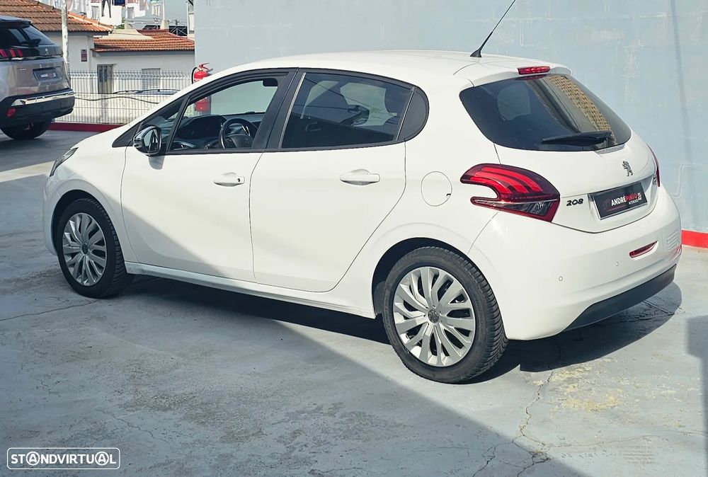 Peugeot 208 PureTech 82 Start & Stop Style - 6