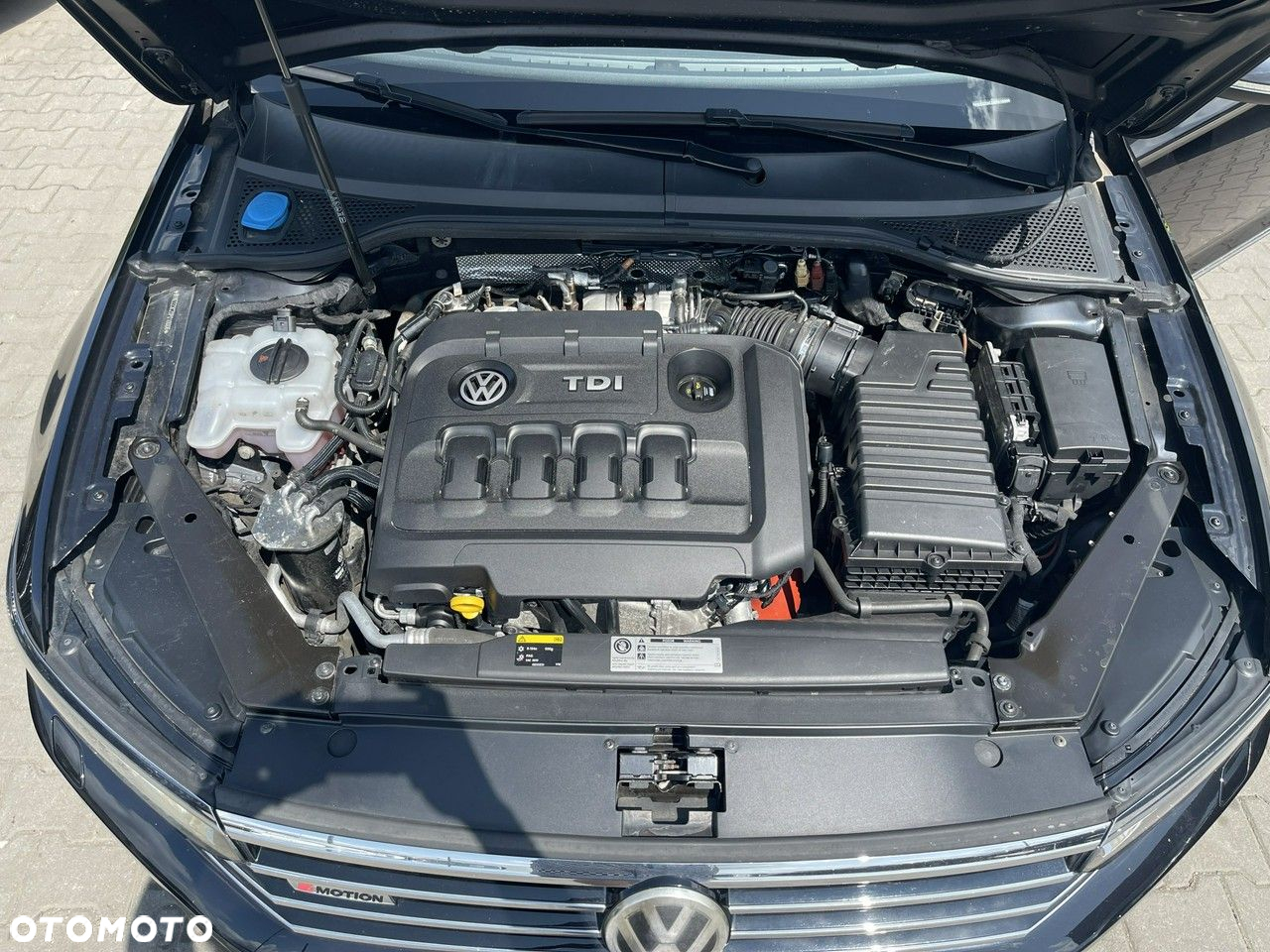 Volkswagen Passat Variant 2.0 TDI SCR 4Motion DSG (BMT) Highline - 12