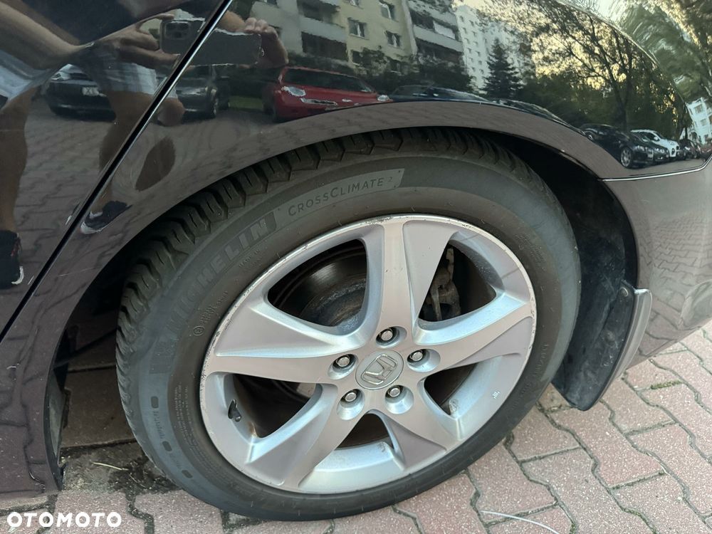 Honda Accord 2.0 Lifestyle - 25