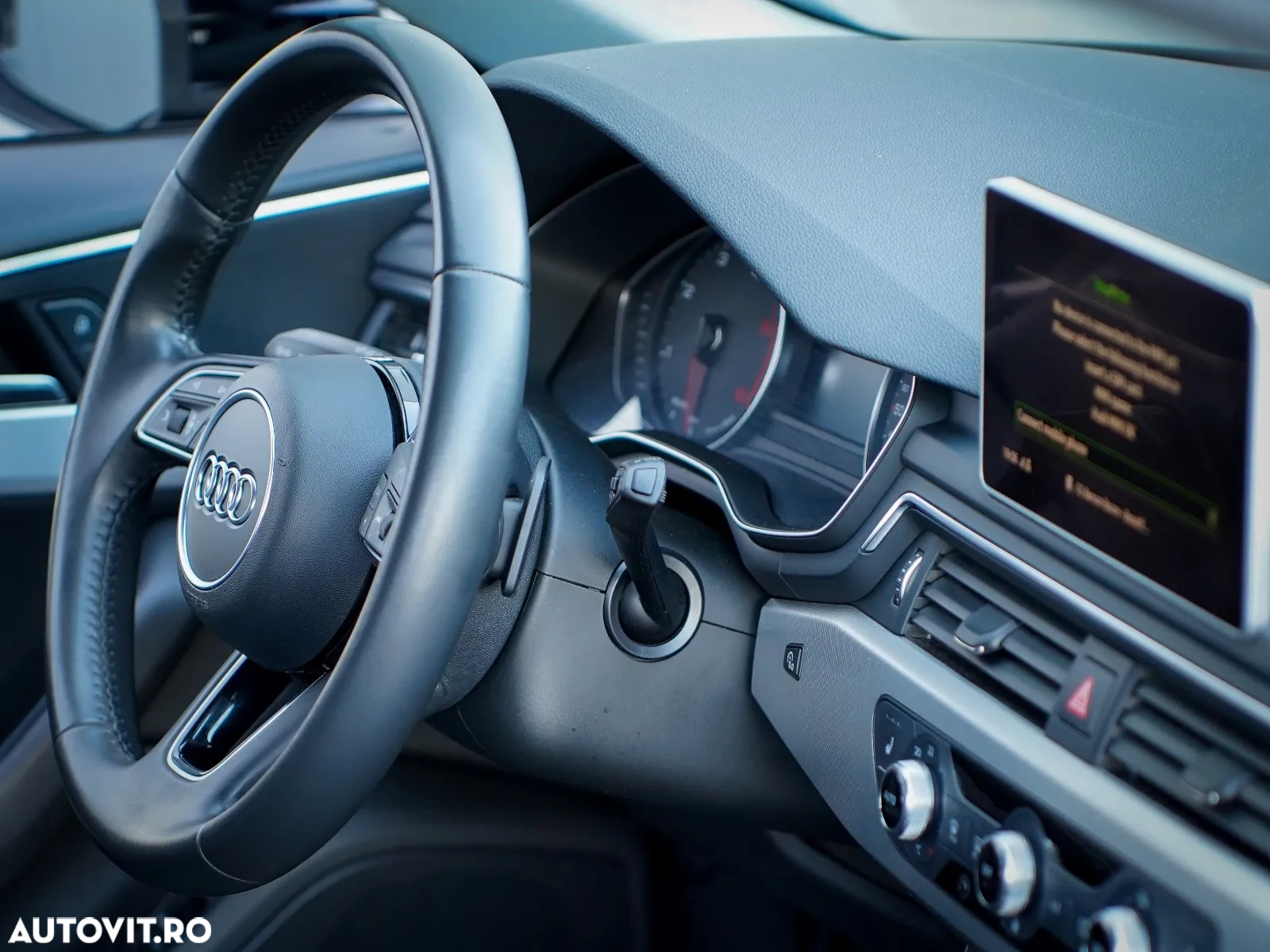 Audi A4 2.0 TDI S tronic Sport - 13
