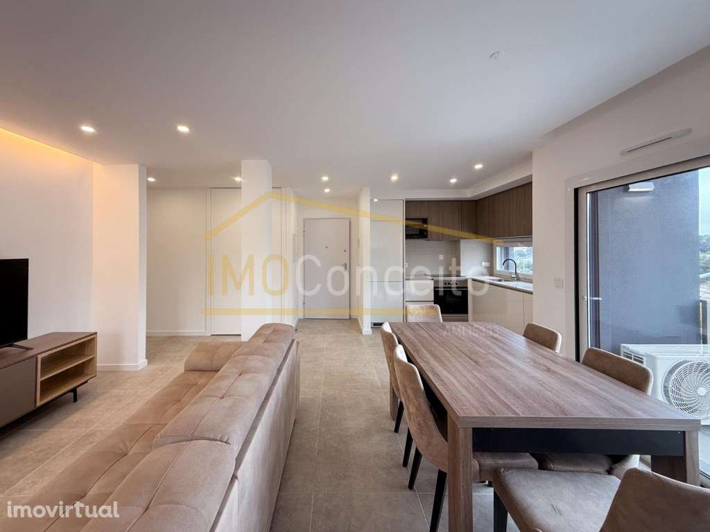 Apartamento T3 |1º andar|| Construção | Garagem |Constância - Grande imagem: 2/17