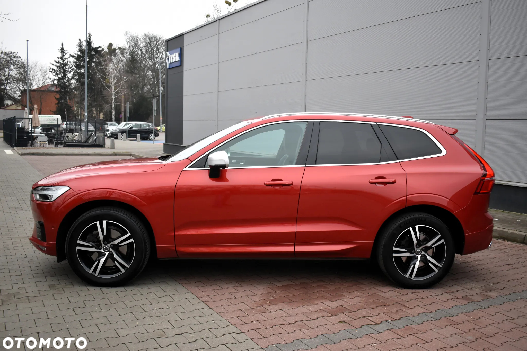 Volvo XC 60 D4 R-Design - 4
