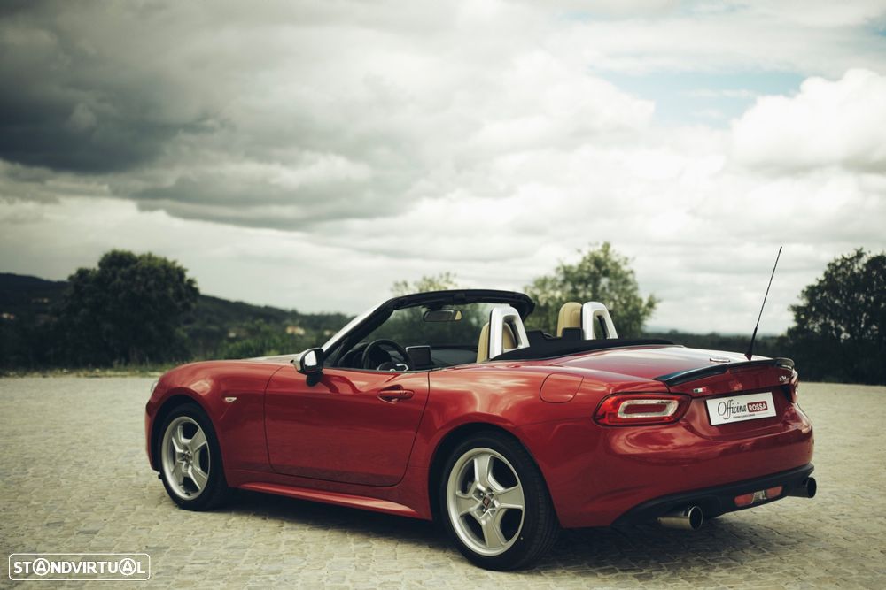 Fiat 124 Spider 1.4 T Multiair Lusso Europa Limited - 14
