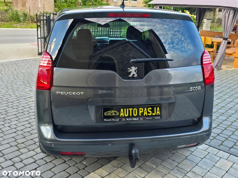 Peugeot 5008 - 11