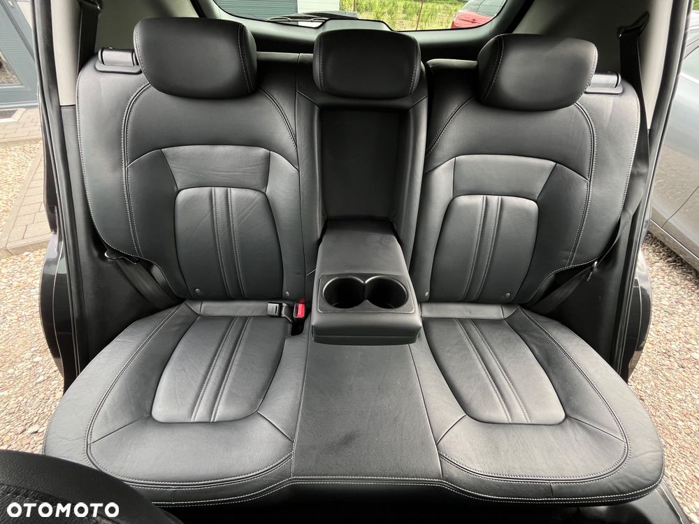 Kia Sportage 1.7 CRDI 2WD Spirit - 24