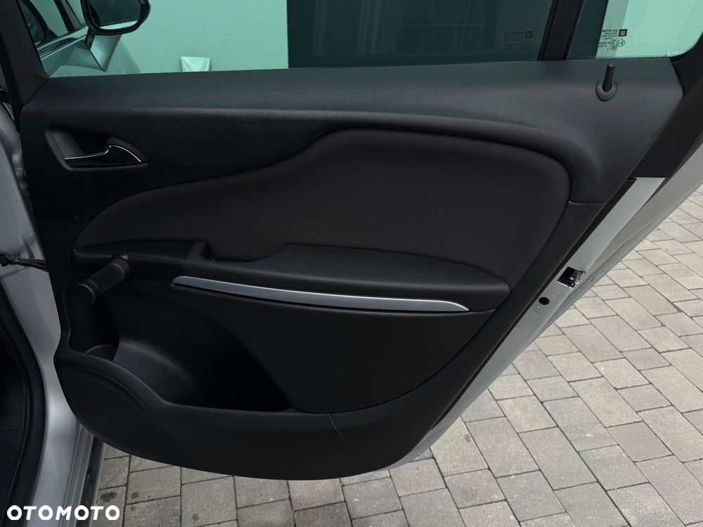 Opel Zafira Tourer 2.0 CDTI Sport - 33