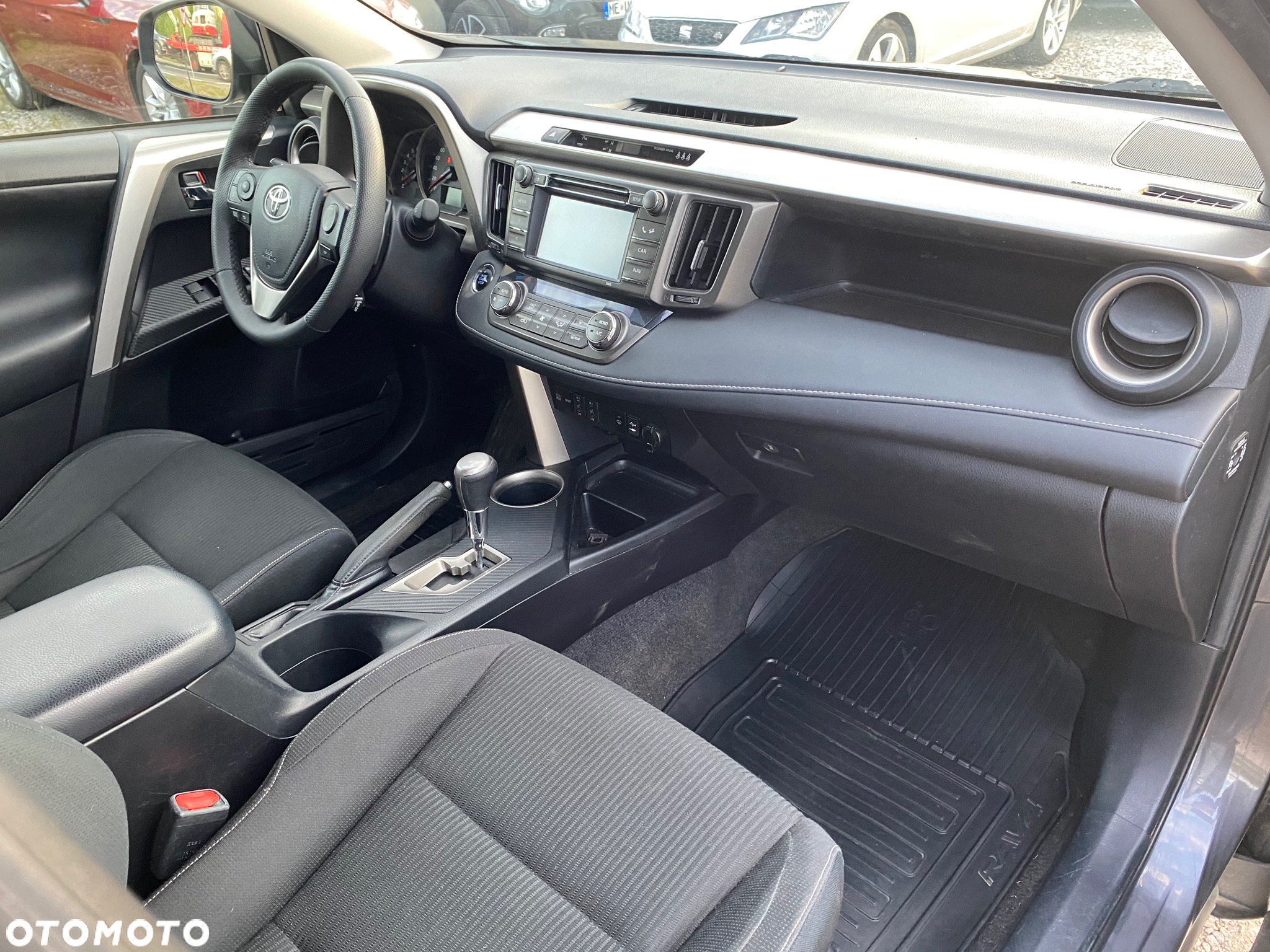 Toyota RAV4 2.0 4x4 Start&Stop CVT Executive - 38