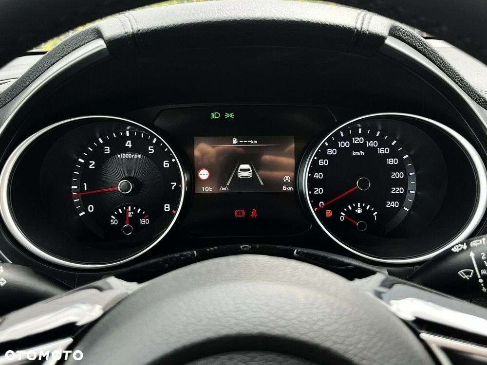 Kia XCeed 1.5 T-GDI M - 17