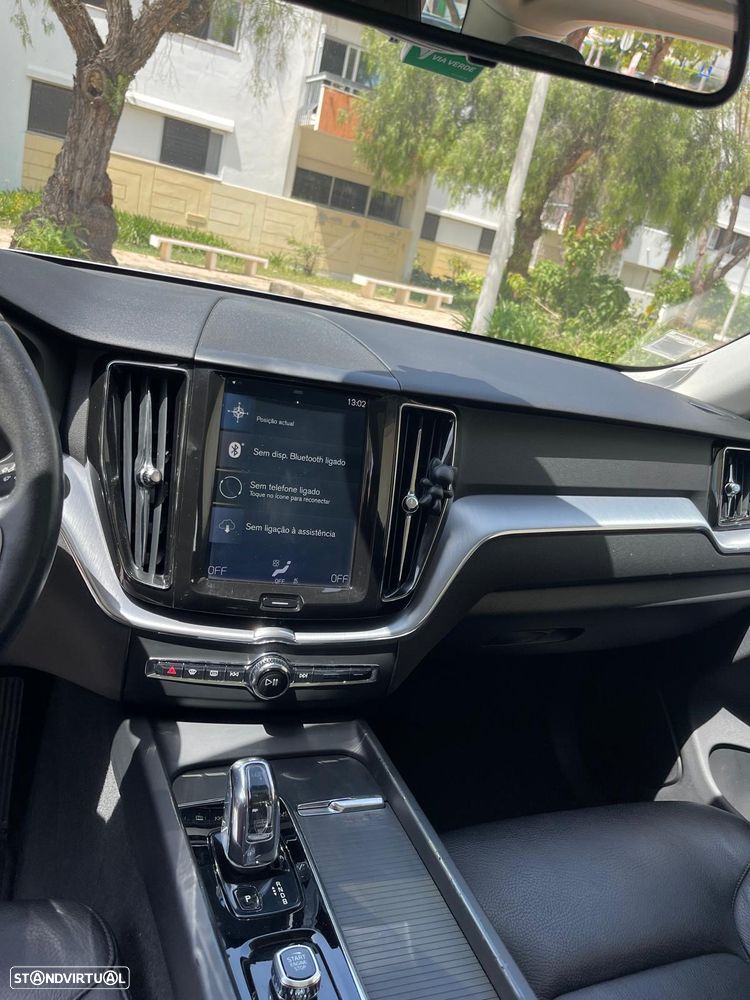 Volvo XC 40 - 18